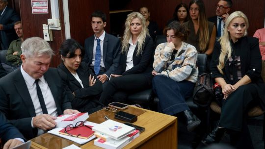 comienza-en-san-isidro-nuevo-juicio-por-la-muerte-de-diego-maradona