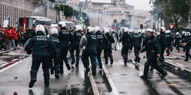 la-belgica-es-interrogada-sobre-la-impunidad-de-las-fuerzas-de-policia