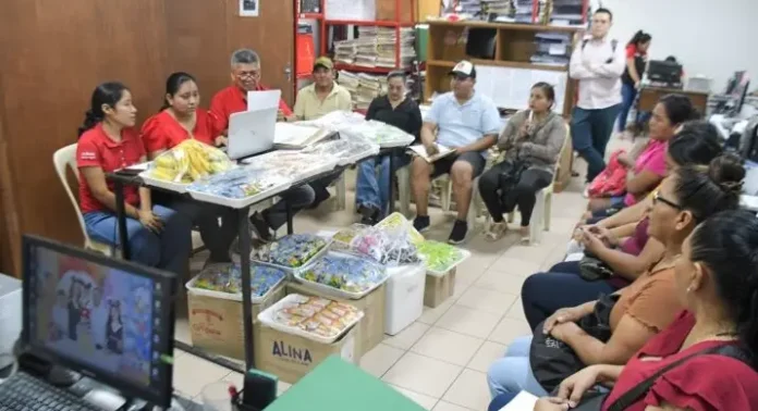 montero:-dos-empresas-dan-propuestas-para-el-desayuno-escolar