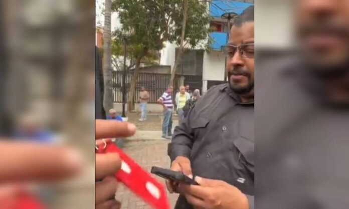 denuncian-actos-intimidatorios-contra-periodistas-durante-protesta-sindical-frente-al-tsj