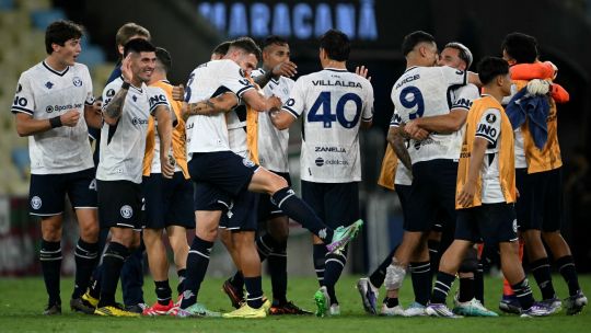 mientras-los-grandes-canones-fallan,-los-lepra-siguen-avanzando
