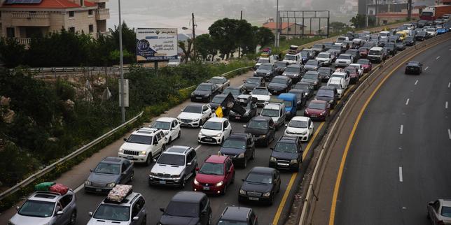 video-au-liban,-des-millers-de-deplaces-retournent-dans-le-sud-du-pays