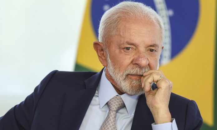 lula-da-silva-llama-a-la-no-injerencia-politica-en-venezuela:-“es-el-destino-de-los-venezolanos”