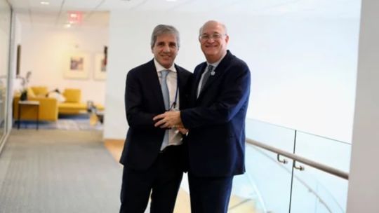 bid-se-suma-al-banco-mundial-para-respaldar-plan-de-refinanciamiento-de-deuda-de-argentina