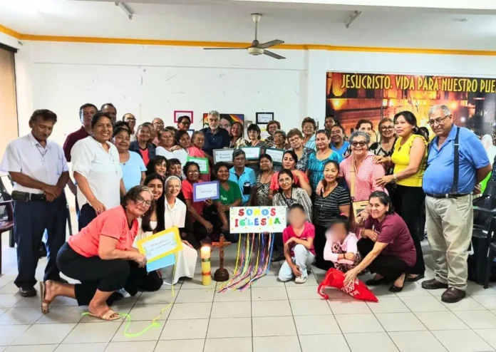 las-comunidades-eclesiales-de-santa-cruz-realizan-su-primer-taller