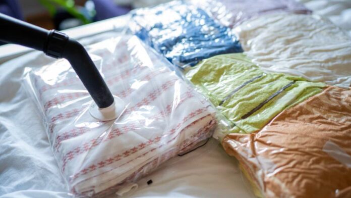cuanto-salen-las-bolsas-de-vacio-para-ropa:-las-alternativas-para-guardar-las-prendas-de-verano