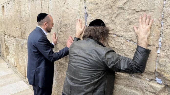 milei-viajo-a-israel-en-medio-de-la-guerra:-“argentina-e-israel-estan-juntas”