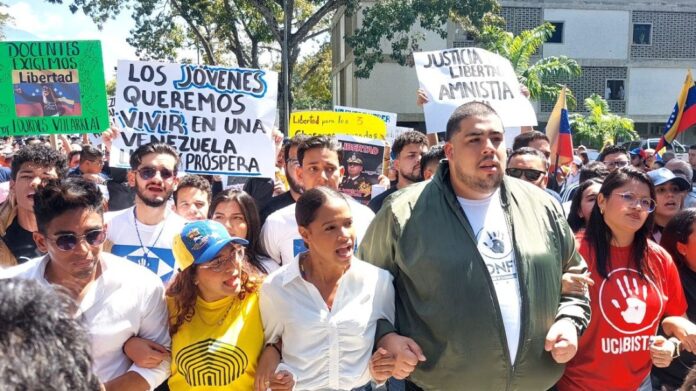 estudiantes-de-la-ucv-rechazan-reunion-convocada-por-la-ministra-via-redes-sociales-y-exigen-formalidad