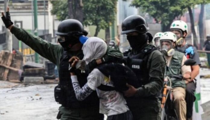 florida-expande-contenidos-educativos-sobre-comunismo-con-enfasis-a-la-venezuela-actual