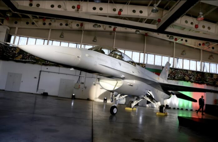 peru-ejecuto-primer-pago-de-compra-de-aviones-f-16-a-ee-uu
