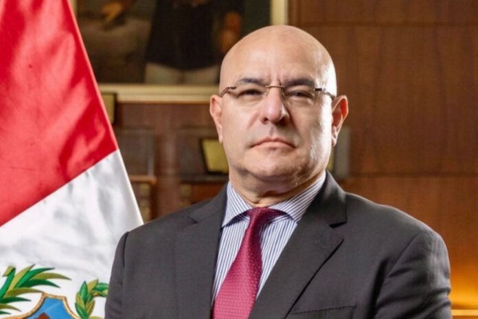 jose-maria-balcazar-“da-por-concluido”-nombramiento-de-ministro-de-defensa-en-medio-de-discrepancias-en-compra-de-aeronaves-militares