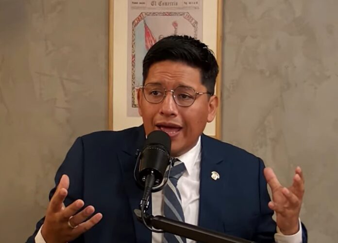 el-congresista-ilich-lopez-anuncia-que-impulsara-la-censura-del-presidente-balcazar-para-frenar-la-compra-de-aviones-f-16
