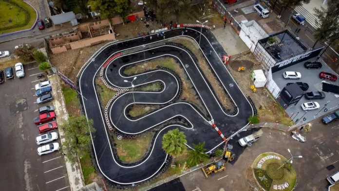 la-fexco-cuenta-con-karting-y-la-fexco-arena-para-30.000-espectadores