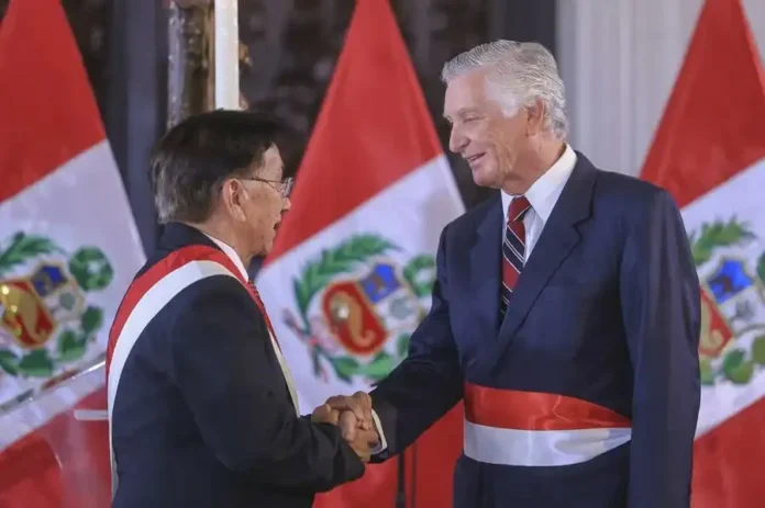 el-nuevo-canciller-de-peru-critico-publicamente-al-presidente-horas-antes-de-jurar-su-cargo