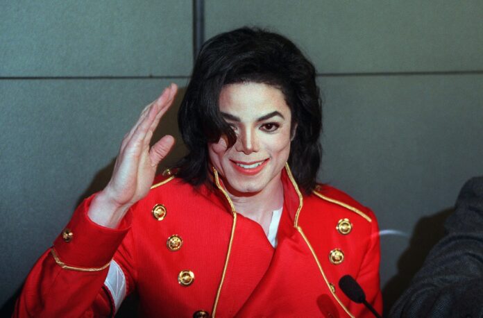 los-herederos-de-michael-jackson-se-enfrentan-a-una-demanda-por-presunto-abuso-y-manipulacion