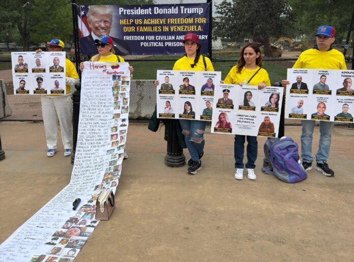protestaron-frente-a-la-casa-blanca:-exigieron-libertad-de-presos-politicos-en-venezuela
