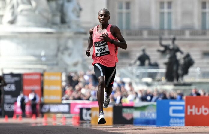 sabastian-sawe,-primer-hombre-que-corre-el-maraton-en-menos-de-dos-horas