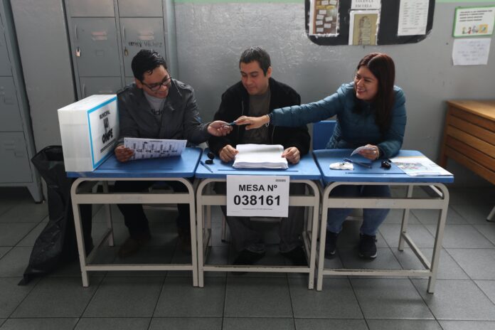 elecciones-regionales-y-municipales-2026:-gobierno-aprueba-transferencia-de-mas-de-s/17-millones-al-jne-para-comicios