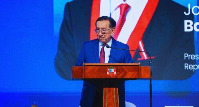 jose-maria-balcazar-da-discurso-antisemita-y-embajadas-de-israel-y-alemania-piden-rectificacion