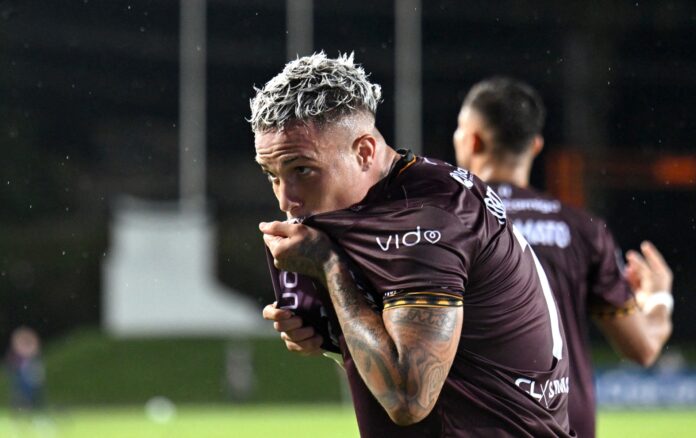 carabobo-vencio-a-blooming-2-0-y-sigue-en-la-pelea-en-la-copa-sudamericana