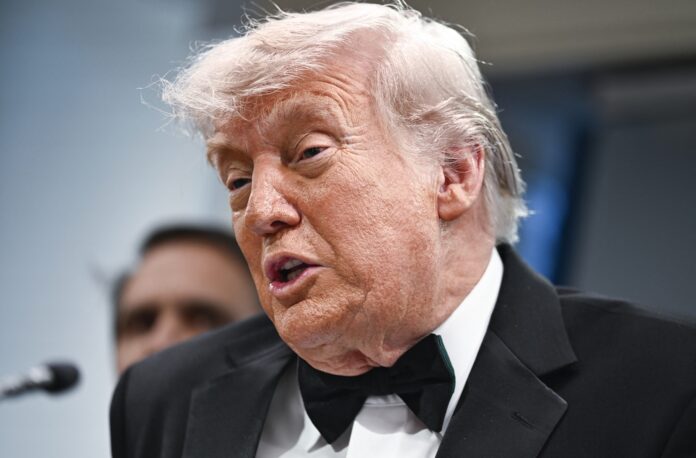 trump-sobre-maria-corina-machado:-“fue-muy-amable,-me-regalo-su-nobel-de-la-paz”