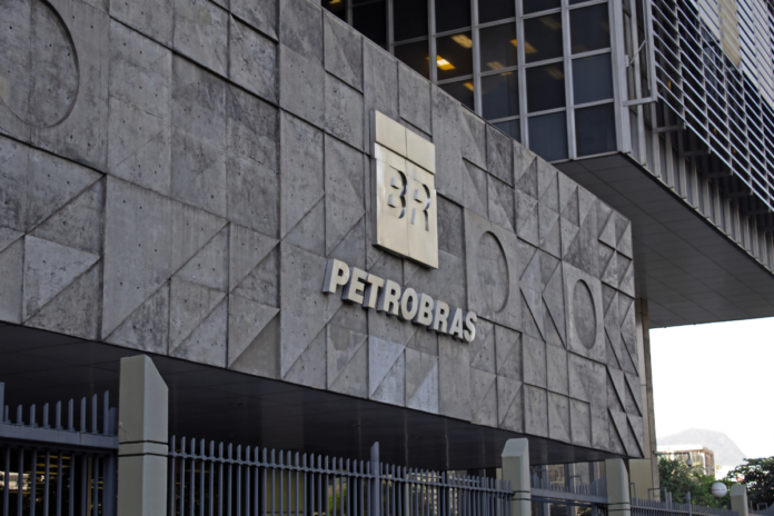 la-produccion-de-petrobras-en-el-primer-trimestre-alcanza-un-record-de-3,23-millones-de-barriles-por-dia