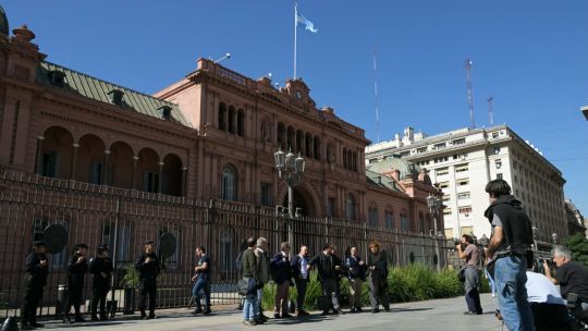 periodistas-regresaran-a-casa-rosada-la-proxima-semana;-se-levanta-la-prohibicion-de-prensa