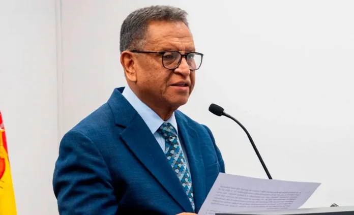 lara-convoca-a-interpelacion-contra-el-ministro-oviedo