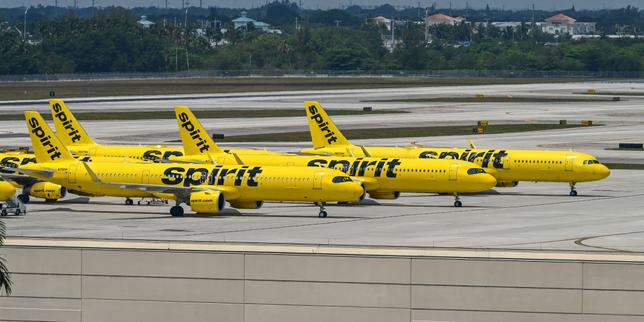 spirit-airlines,-una-compania-aerea-pionera-en-el-desarrollo-de-vuelos-de-bajo-coste-para-la-crisis-energetica