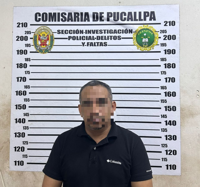 pucallpa:-detienen-a-hermano-del-congresista-elvis-vergara-en-camioneta-del-mtc-y-registran-haber-encontrado-propaganda-de-accion-popular