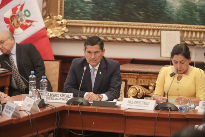 luis-arroyo-sobre-la-compra-de-aviones-f-16:-“no-es-una-decision-opcional-sino-una-necesidad-impostergable”