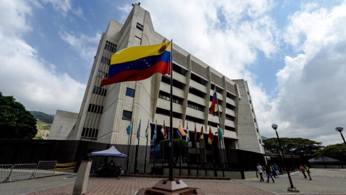 zair-mundaray:-“en-el-sistema-judicial-hay-reacomodo,-estremecimiento-e-incertidumbre”
