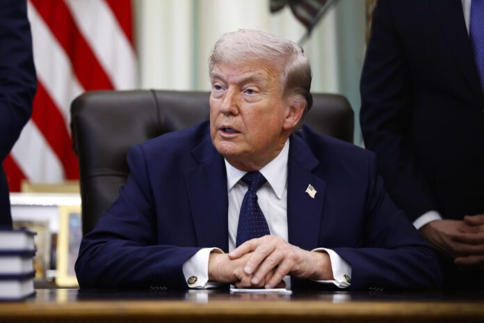 “la-gente-esta-bailando-en-las-calles”:-trump-destaca-el-impacto-economico-de-los-nuevos-acuerdos-en-caracas