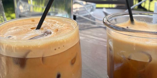 en-grecia,-vous-prendrez-bien-un-cafe…-froid-?