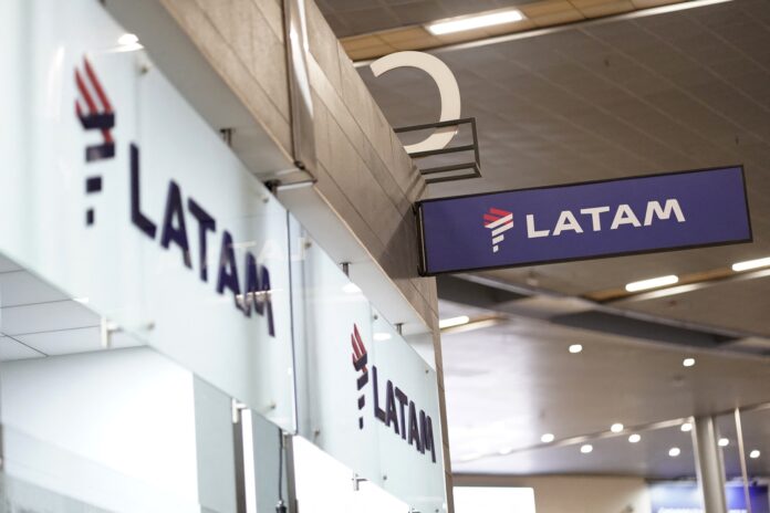 latam-airlines-mantiene-cautela-sobre-expansion-de-operaciones-en-venezuela