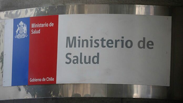 aislan-en-chile-a-dos-personas-que-viajaron-en-el-crucero-afectadas-por-brote-de-hantavirus