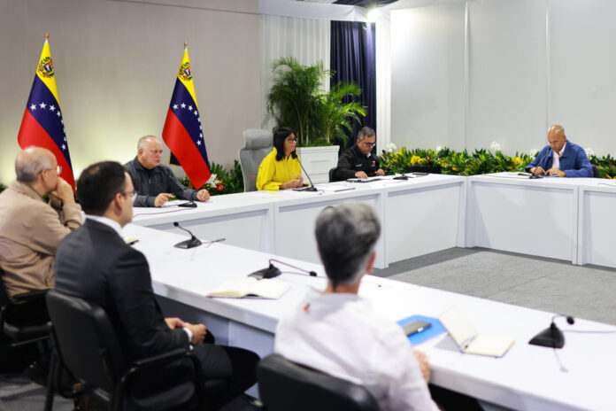 delcy-rodriguez-evalua-con-gobernadores-el-sistema-electrico-tras-el-“hito-en-la-demanda”