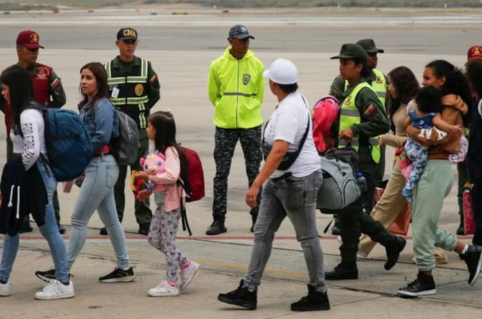 encovi-2025:-29%-de-los-venezolanos-en-argentina-contemplan-volver-al-pais