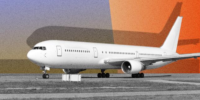 un-avion-airbus-a321-percutio-un-pie-en-el-escote-del-aeropuerto-internacional-de-denver,-en-el-colorado