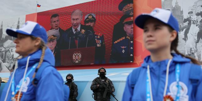 para-vladimir-putin,-un-desfile-sin-gloria-para-celebrar-la-victoria-sovietica-en-la-alemania-nazi