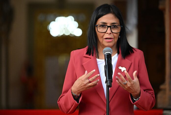 el-pp-recurrira-a-las-instituciones-europeas-para-evitar-la-“excepcionalidad”-de-delcy-rodriguez