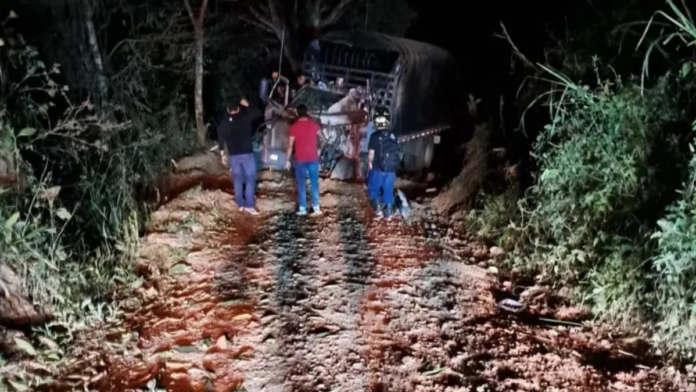 ataque-con-explosivos-a-vehiculo-militar-en-salgar,-antioquia:-no-reportan-soldados-heridos-de-gravedad