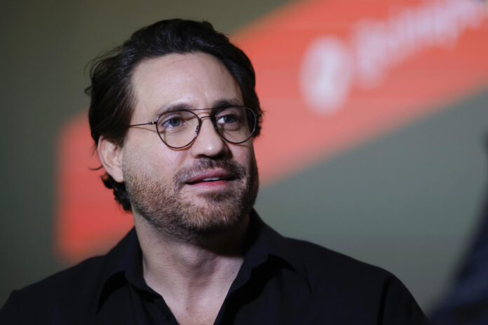 edgar-ramirez-encabezara-el-elenco-de-la-pelicula-¡oh,-que-divertido!