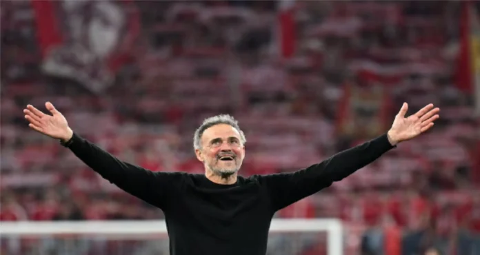 luis-enrique-le-pago-al-plantel-del-psg-por-clasificar