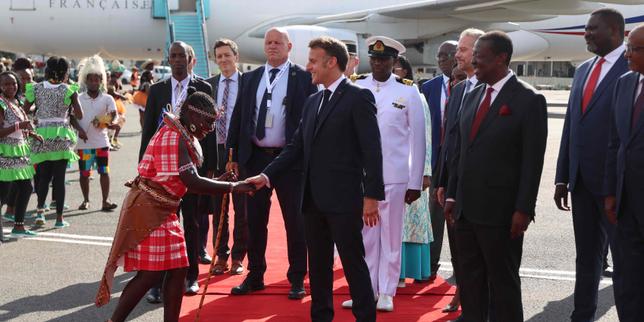 en-nairobi,-emmanuel-macron-tuvo-una-decada-de-tempetes-en-las-relaciones-entre-francia-y-africa