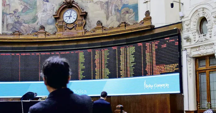 las-acciones-chilenas-recuperan-un-aumento-del-+2,30-%:-el-catalizador-es-el-recorte-del-bcch-en-junio