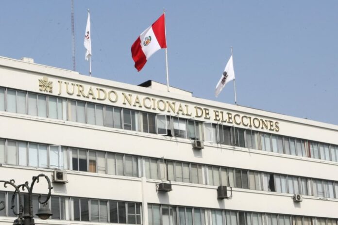 jurado-nacional-de-elecciones-fiscaliza-la-impresion-del-padron-para-la-segunda-vuelta-presidencial