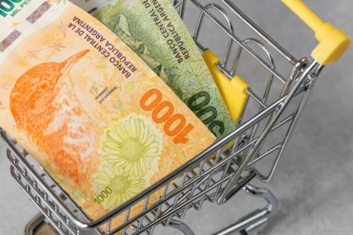 argentine-retail-sales-down-3.2%-in-april,-with-household-defaults-at-a-20-year-high