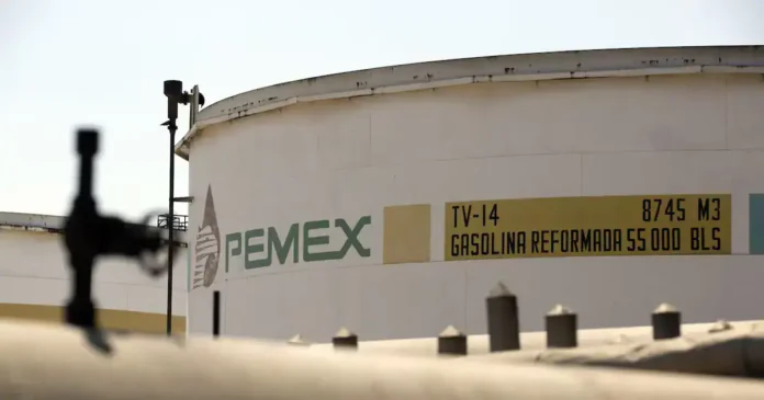 la-crisis-de-proveedores-de-pemex-se-profundiza-mientras-el-almirante-encarcelado-escribe-nuevamente