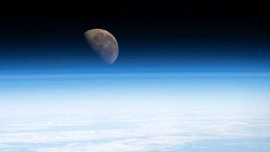 cientificos-argentinos-logran-monitorear-la-atmosfera-terrestre-usando-rayos-cosmicos